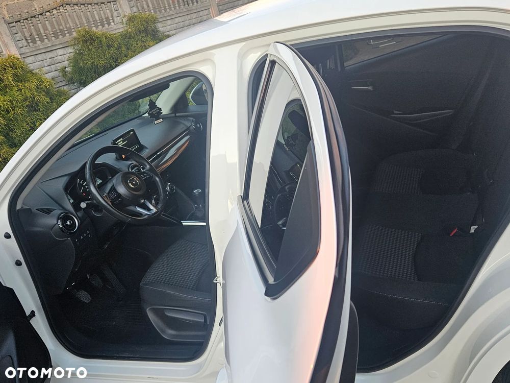 Mazda 2 SKYACTIV-G 90 Exclusive-Line - 16