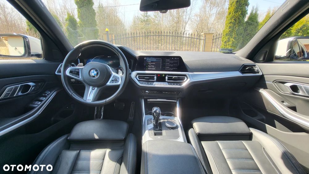 BMW Seria 3 330e M Sport sport - 14