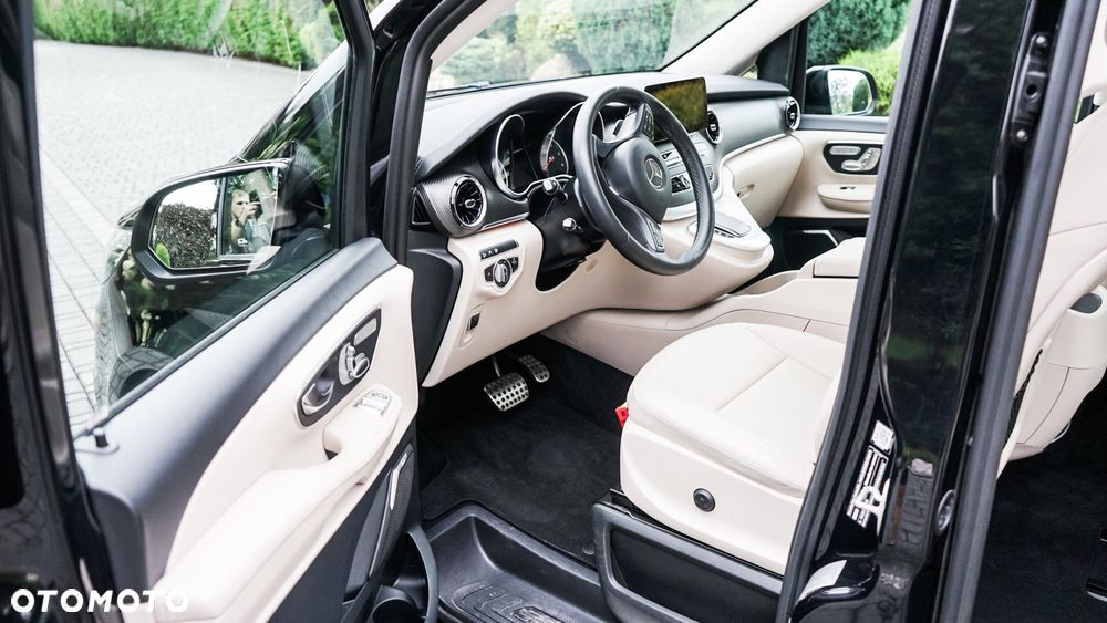 Mercedes-Benz Klasa V 300 d Exclusive 9G-Tronic (d³ugi) - 28