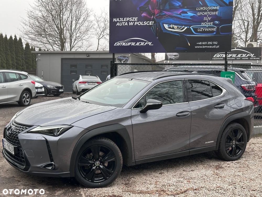 Lexus UX 250h Business Edition - 3