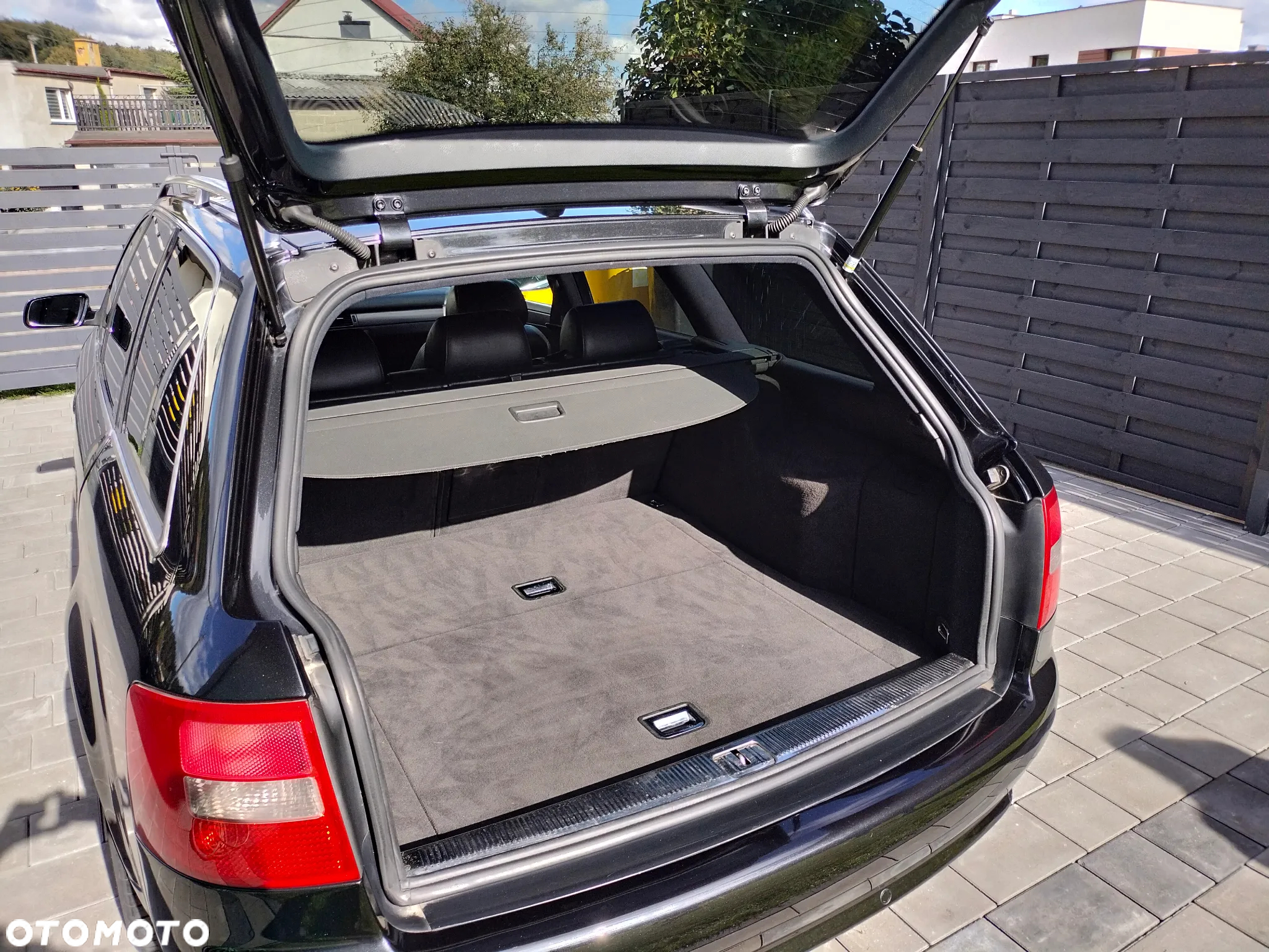 Audi A6 - 6