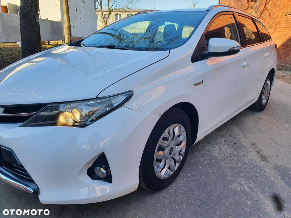 Toyota Auris 1.8 HSD Prestige - 8