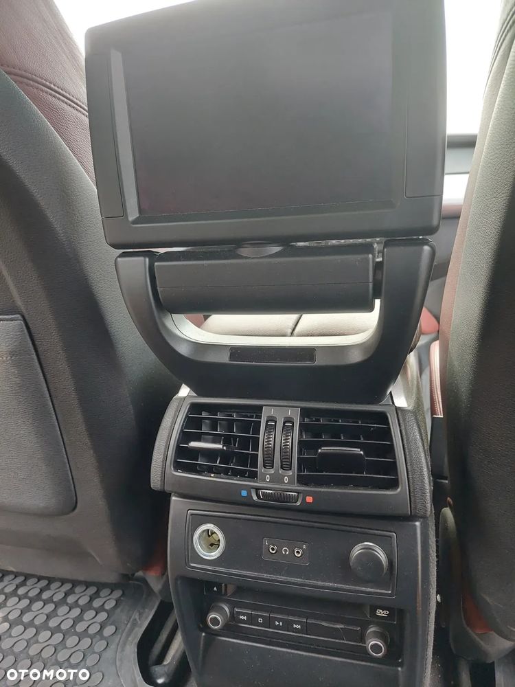 BMW X6 50i xDrive - 10