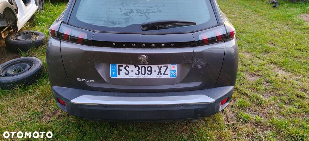 Peugeot 2008 - 5