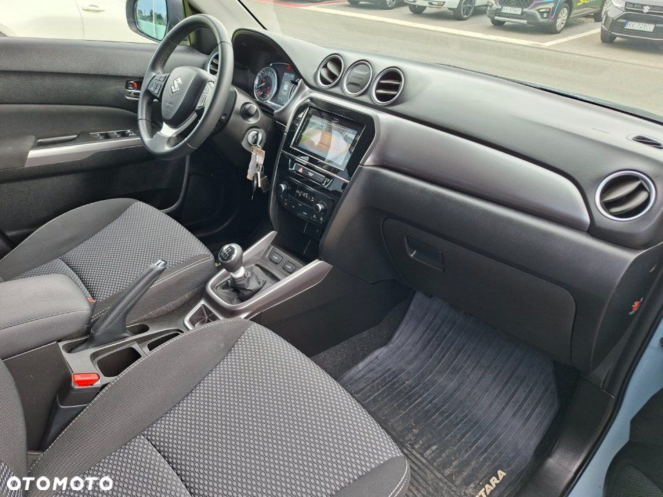 Suzuki Vitara - 7