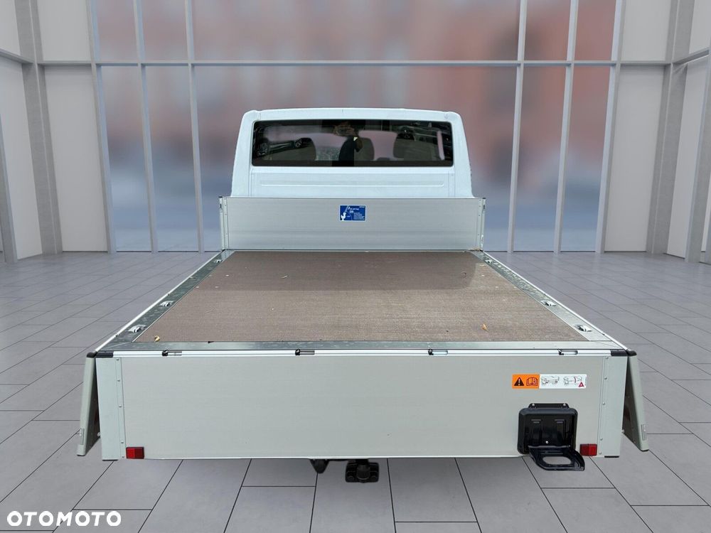 Volkswagen Transporter Skrzyniowy z podwójną kabiną 2,0 TDI 150 KM manualna r. o. 3500 mm - 10