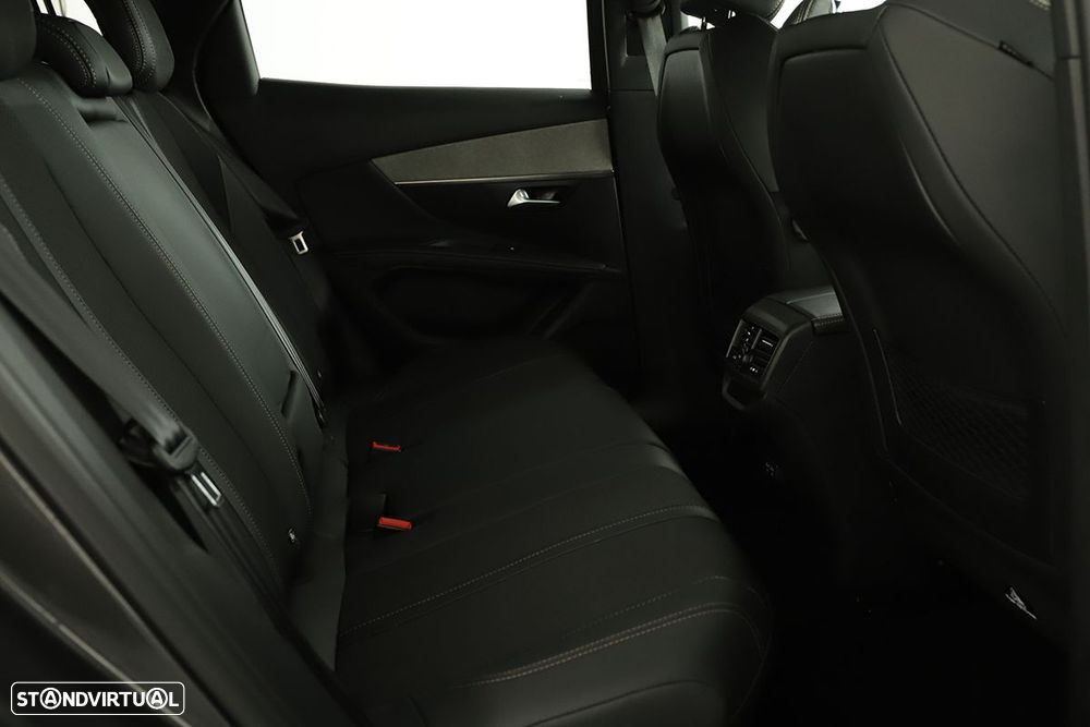 Peugeot 3008 1.2 PureTech GT EAT8 - 23