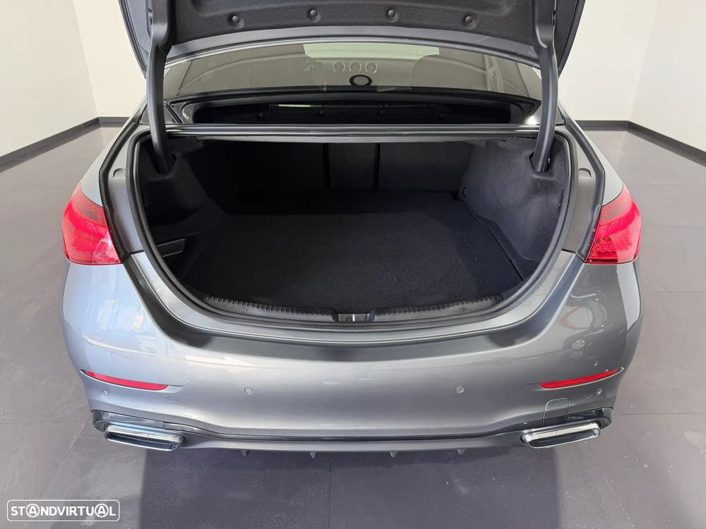 Mercedes-Benz C 300 e AMG Line - 55