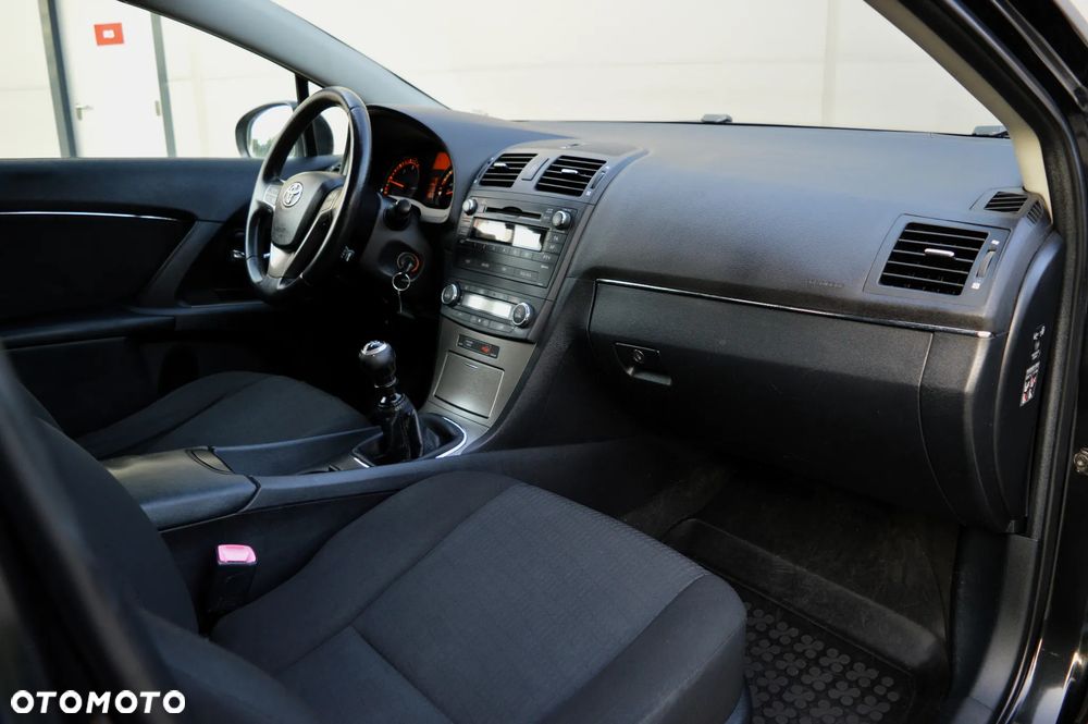 Toyota Avensis 2.0 D-4D Sol - 10