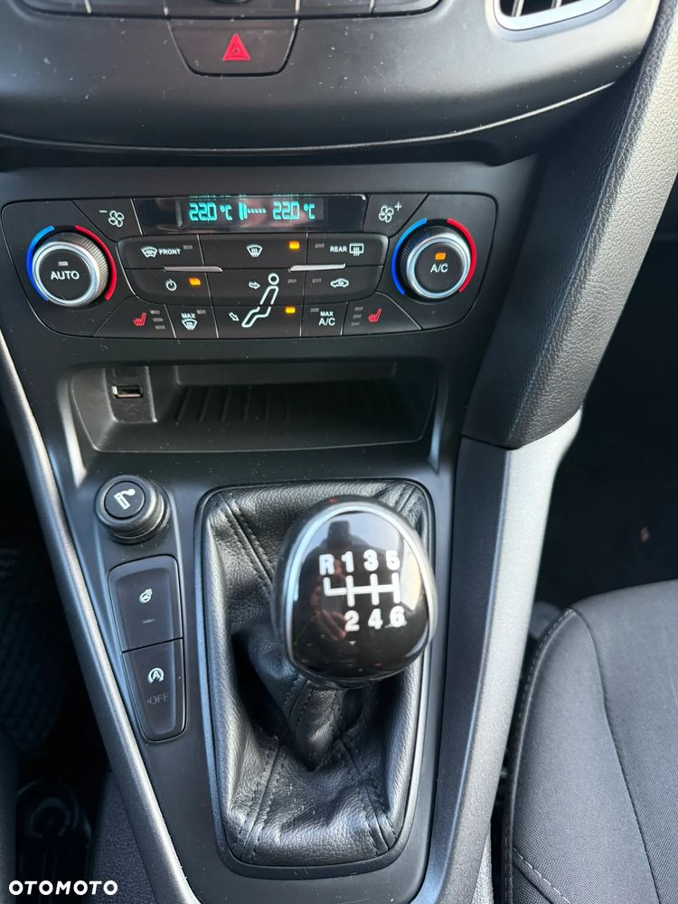 Ford Focus - 39