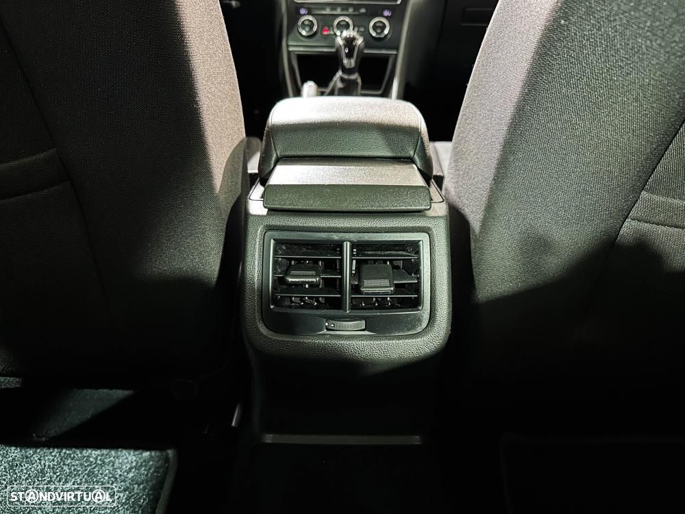 SEAT Leon ST 1.6 TDI Reference Ecomotive - 23