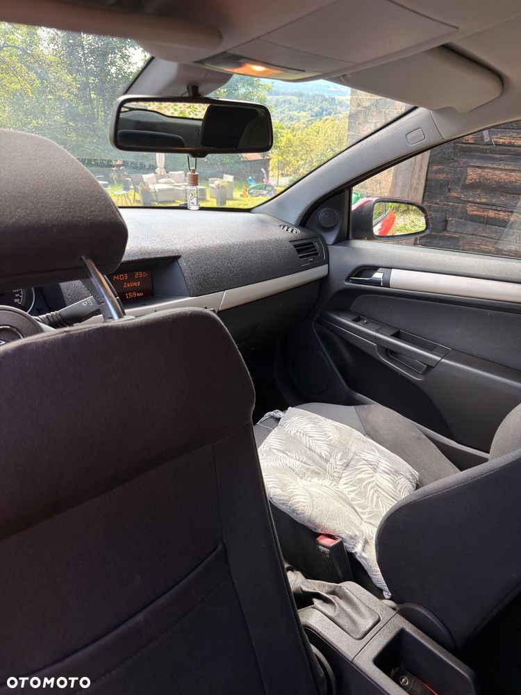Opel Astra 1.6 Enjoy - 17