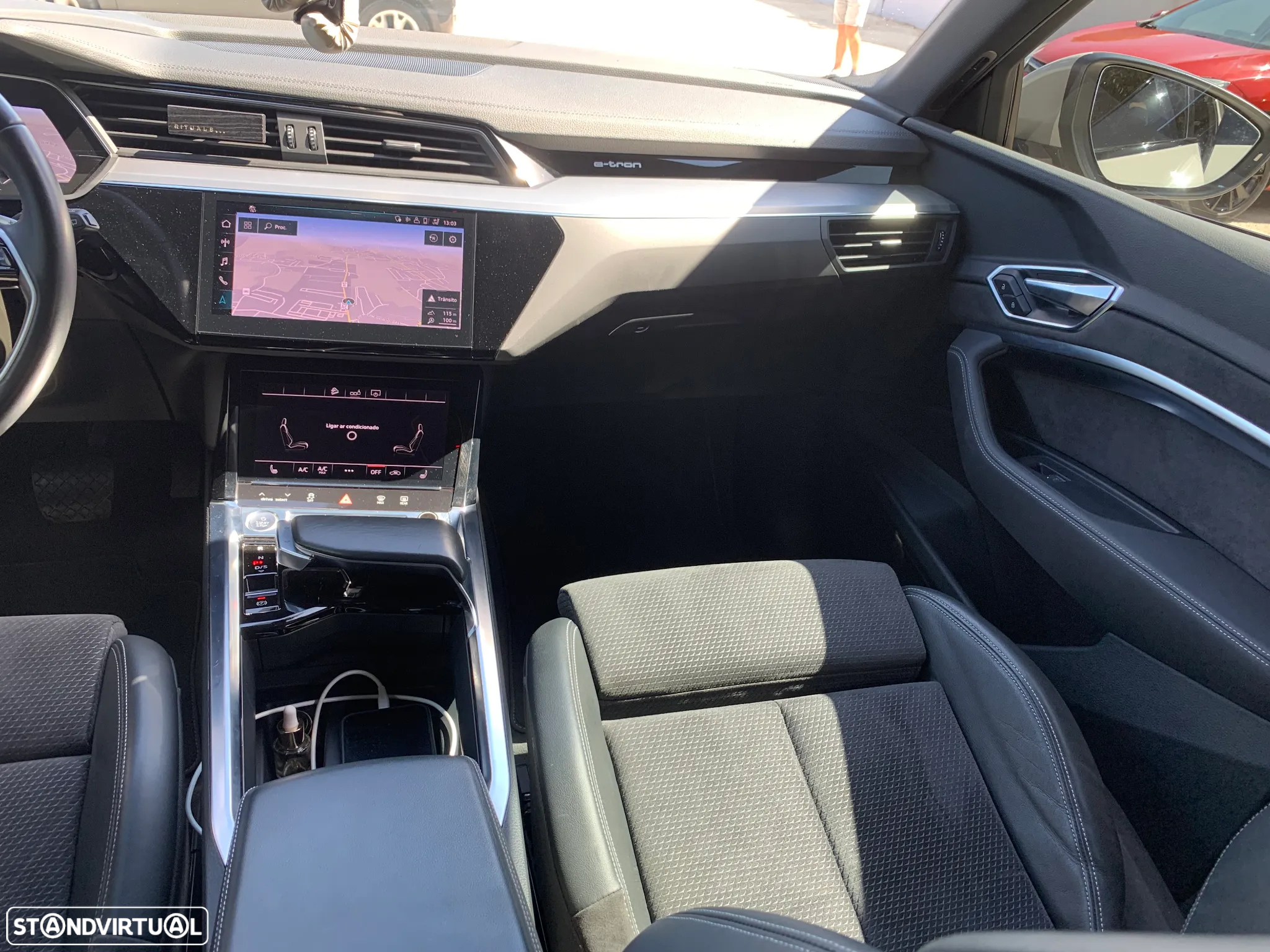 Audi e-tron 50 quattro S line - 4