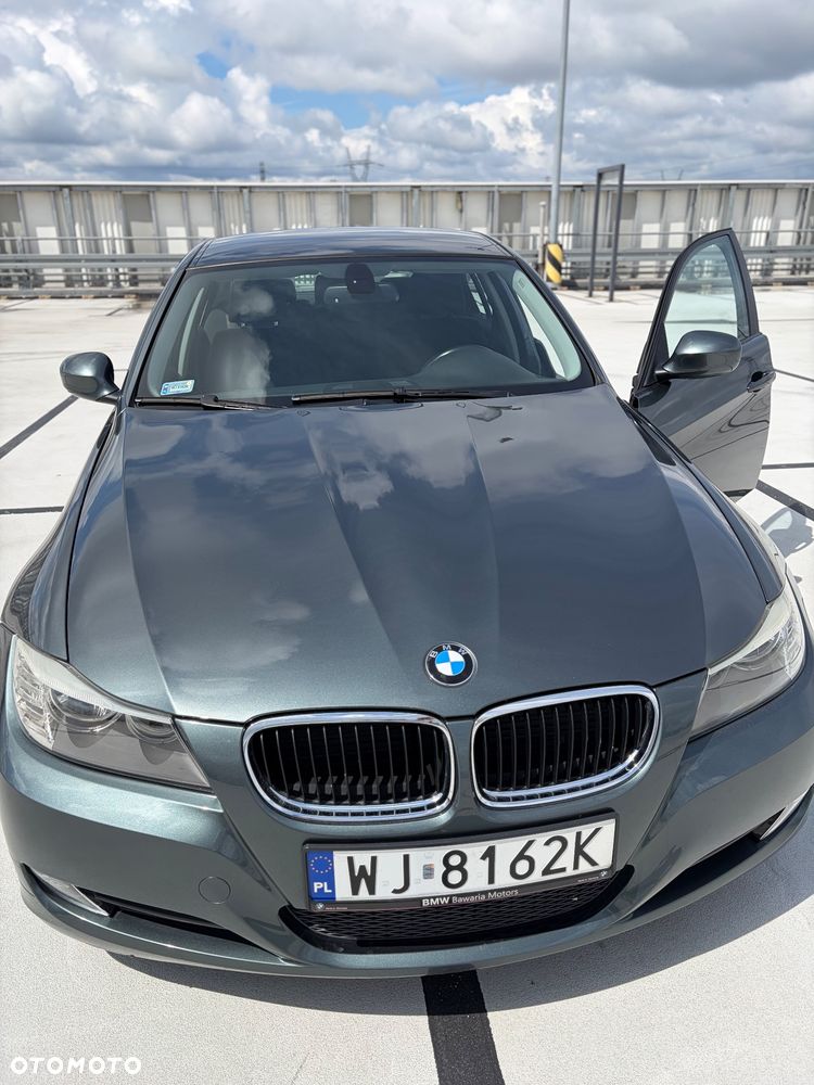 BMW Seria 3 318i - 27