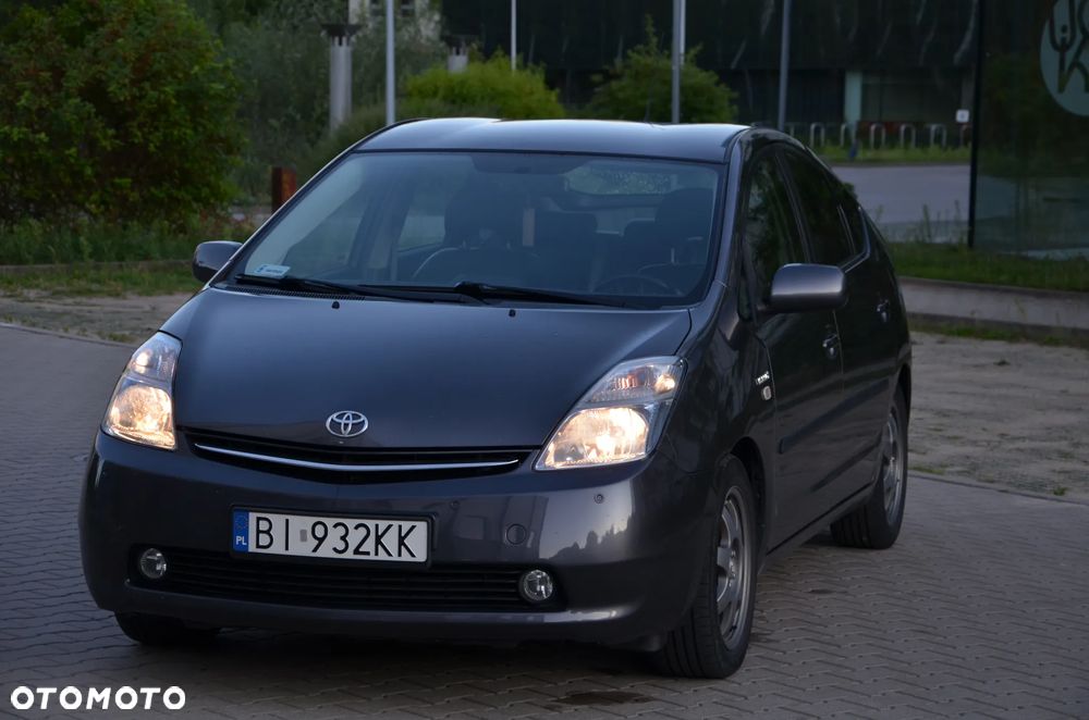 Toyota Prius 1.5 VVT-i Prestige - 7
