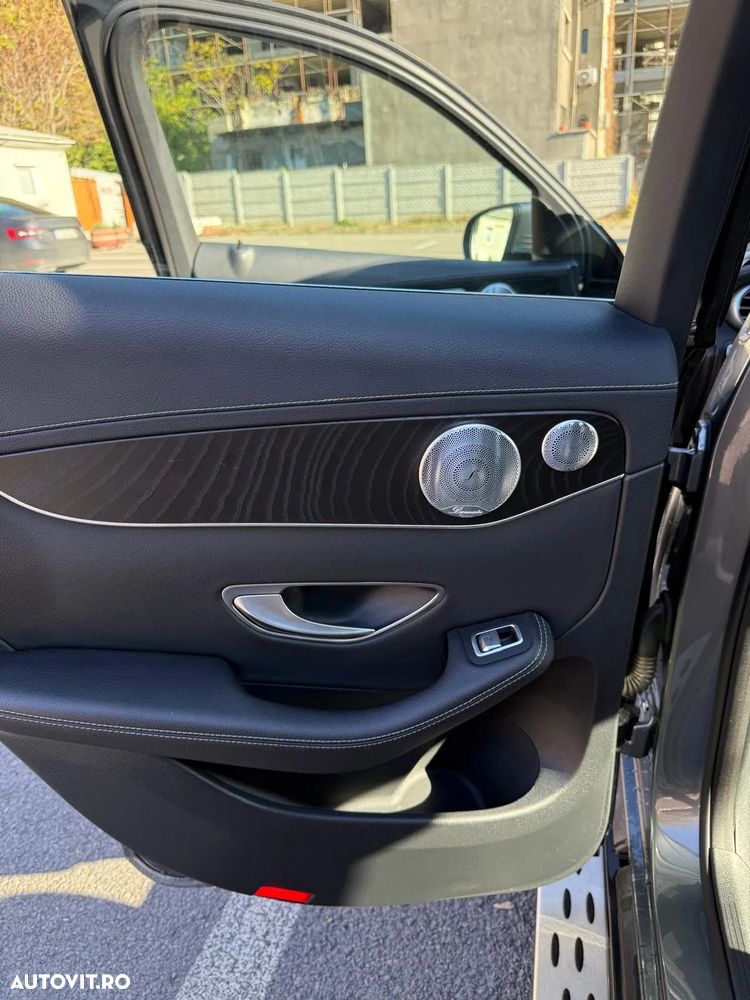 Mercedes-Benz GLC 250 d 4Matic 9G-TRONIC - 23