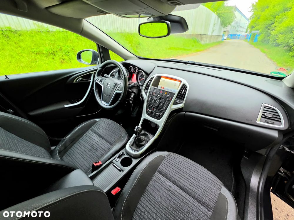 Opel Astra 1.4 Turbo Cosmo - 12