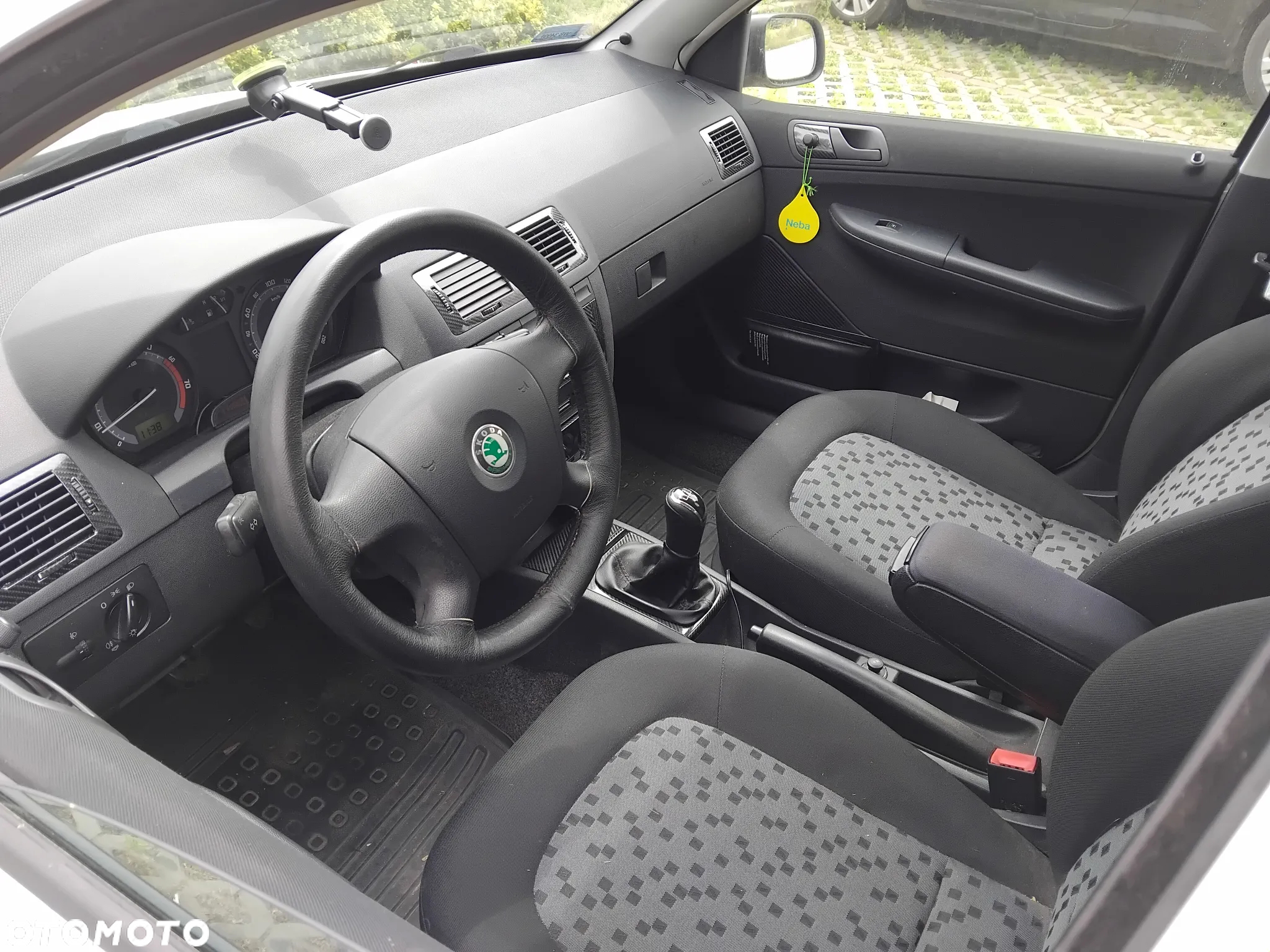 Skoda Fabia 1.4 16V Active - 13