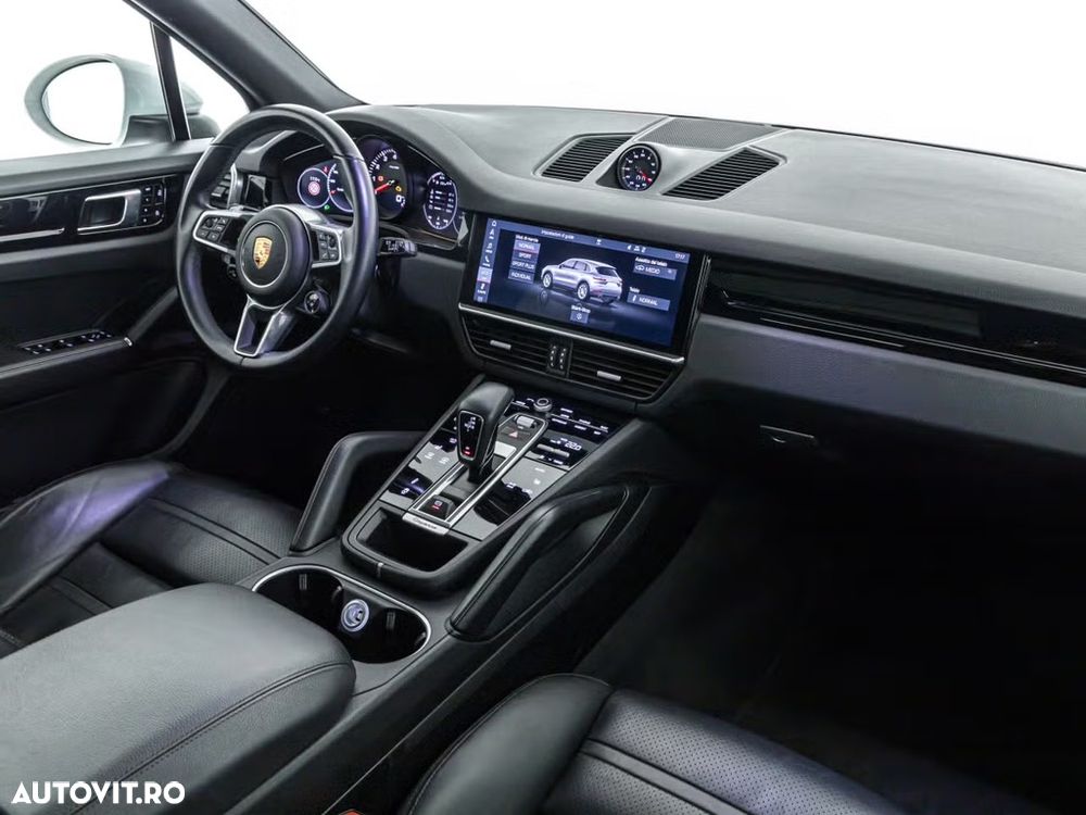 Porsche Cayenne Tiptronic S - 16