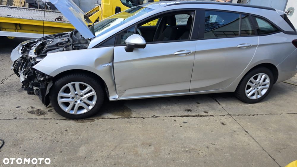 Opel Astra - 11