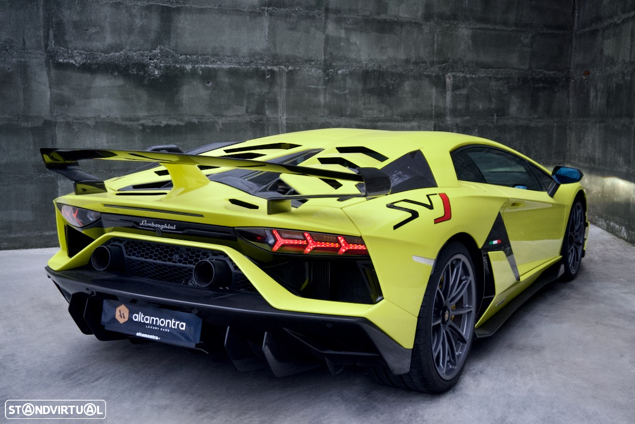 Lamborghini Aventador SVJ - 6