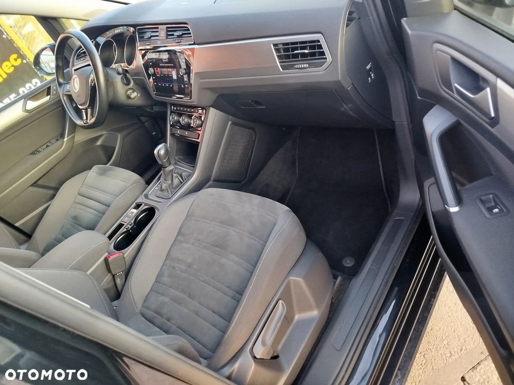 Volkswagen Touran 2.0 TDI SCR DSG Comfortline - 13
