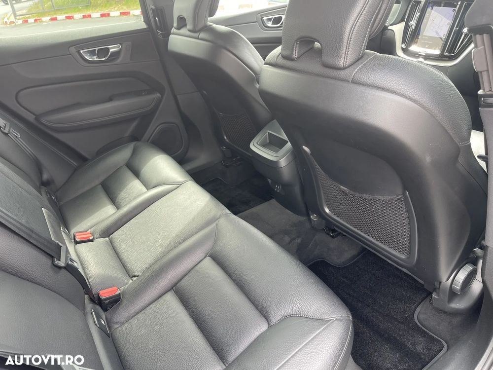 Volvo XC 60 - 25