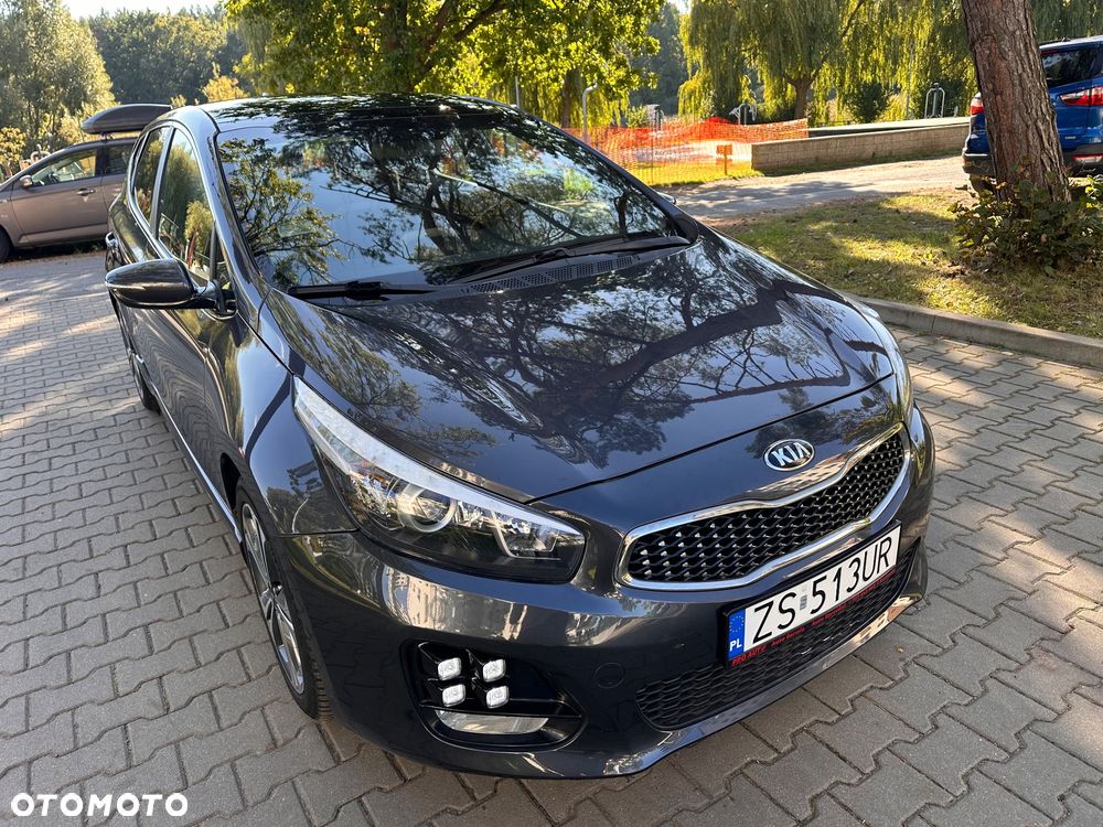 Kia Ceed Cee'd 1.6 CRDi GT Line - 4
