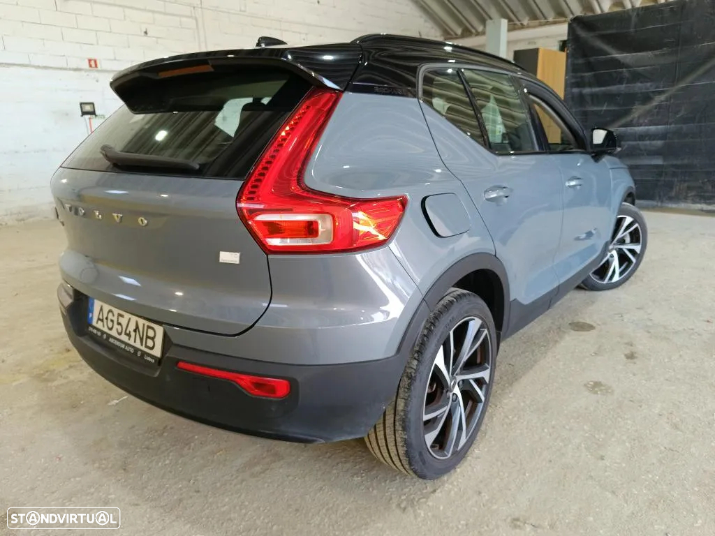 Volvo XC 40 1.5 T5 PHEV R-Design Expression - 3