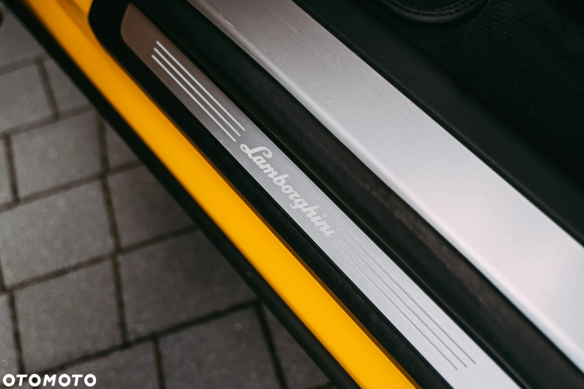 Lamborghini Urus - 12