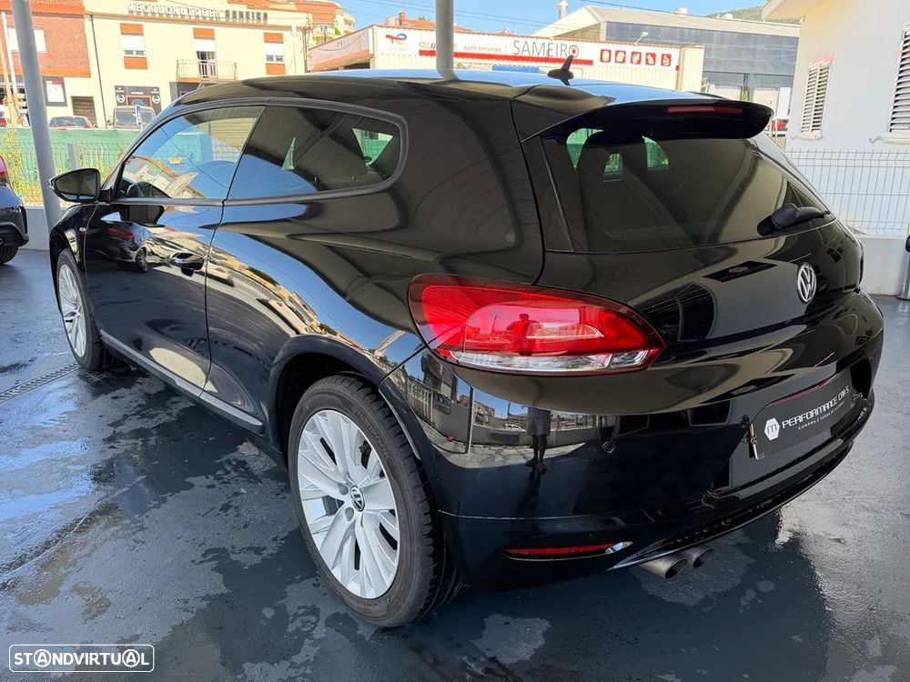 VW Scirocco 2.0 TDI Blue Motion Technologie Life - 9