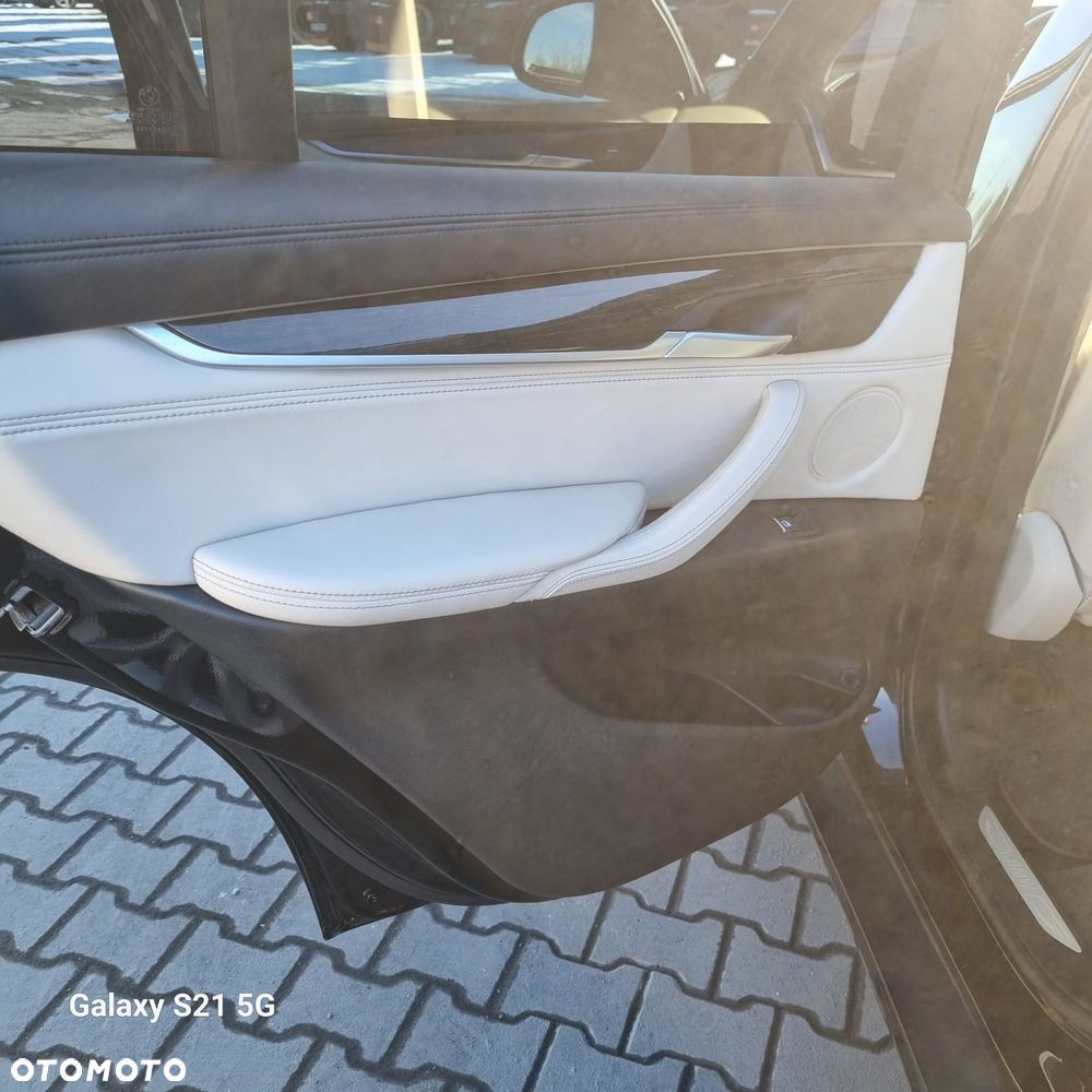 BMW X5 xDrive40d - 10
