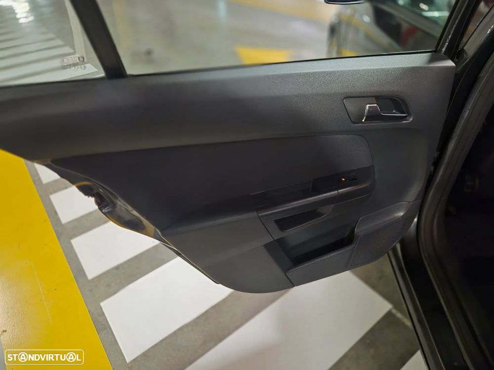 Opel Astra 1.4 Edition - 22