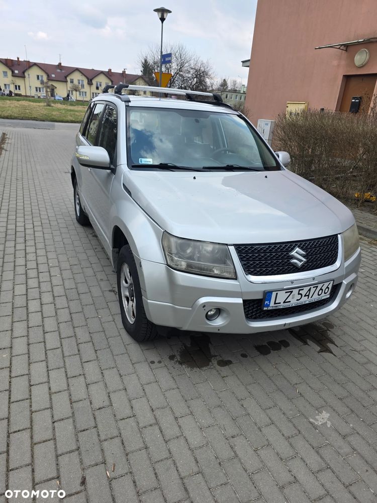 Suzuki Grand Vitara 2.0 Comfort - 3