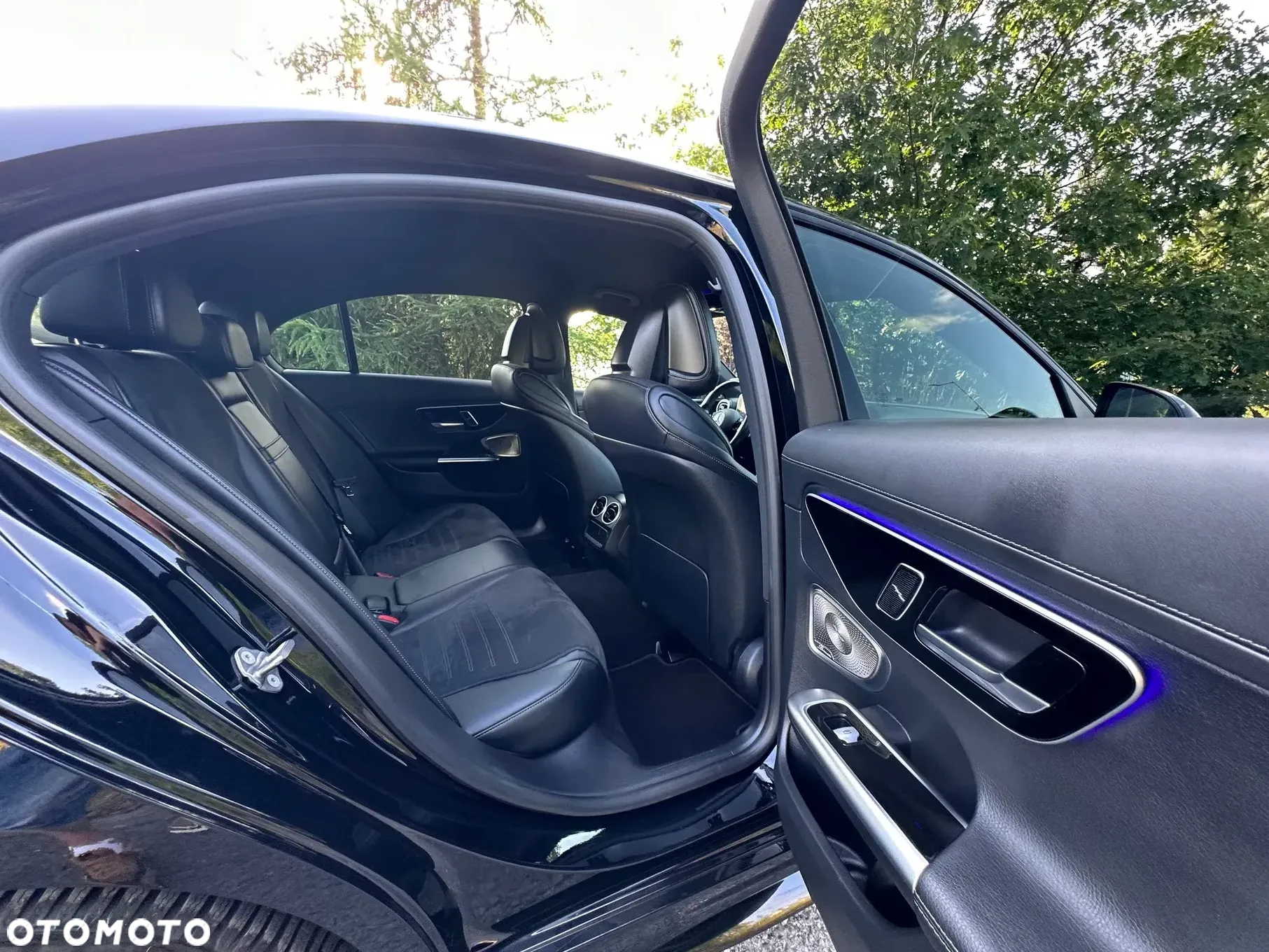 Mercedes-Benz Klasa C 200 9G-TRONIC Edition AMG Line - 29