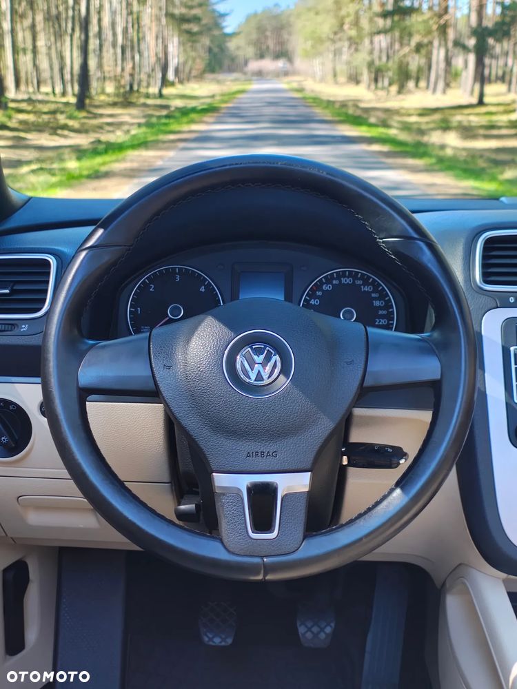Volkswagen Eos - 26