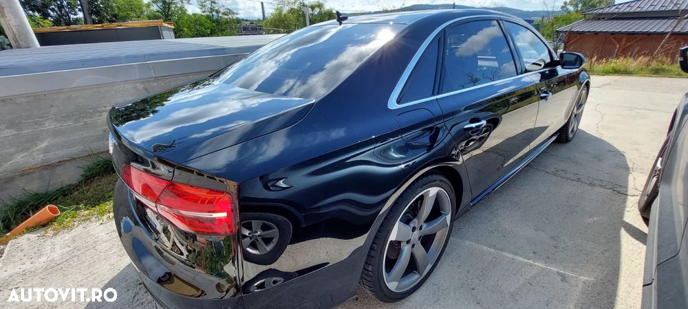 Audi A8 - 9