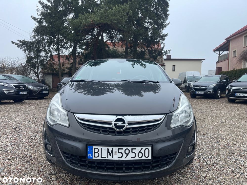 Opel Corsa 1.2 16V Cosmo - 6