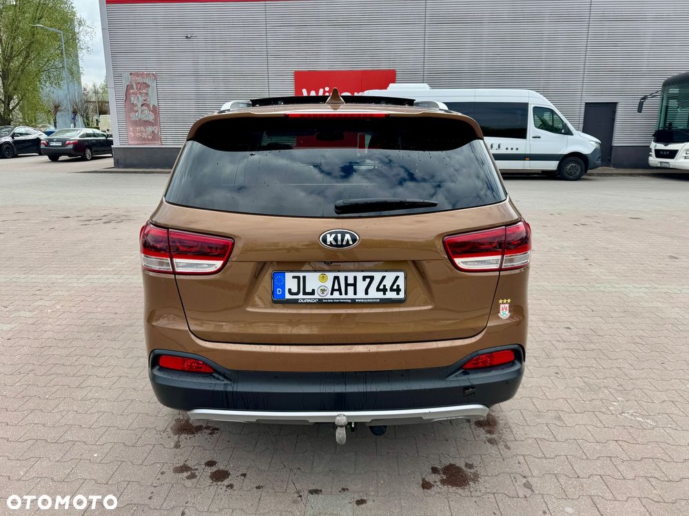 Kia Sorento - 11