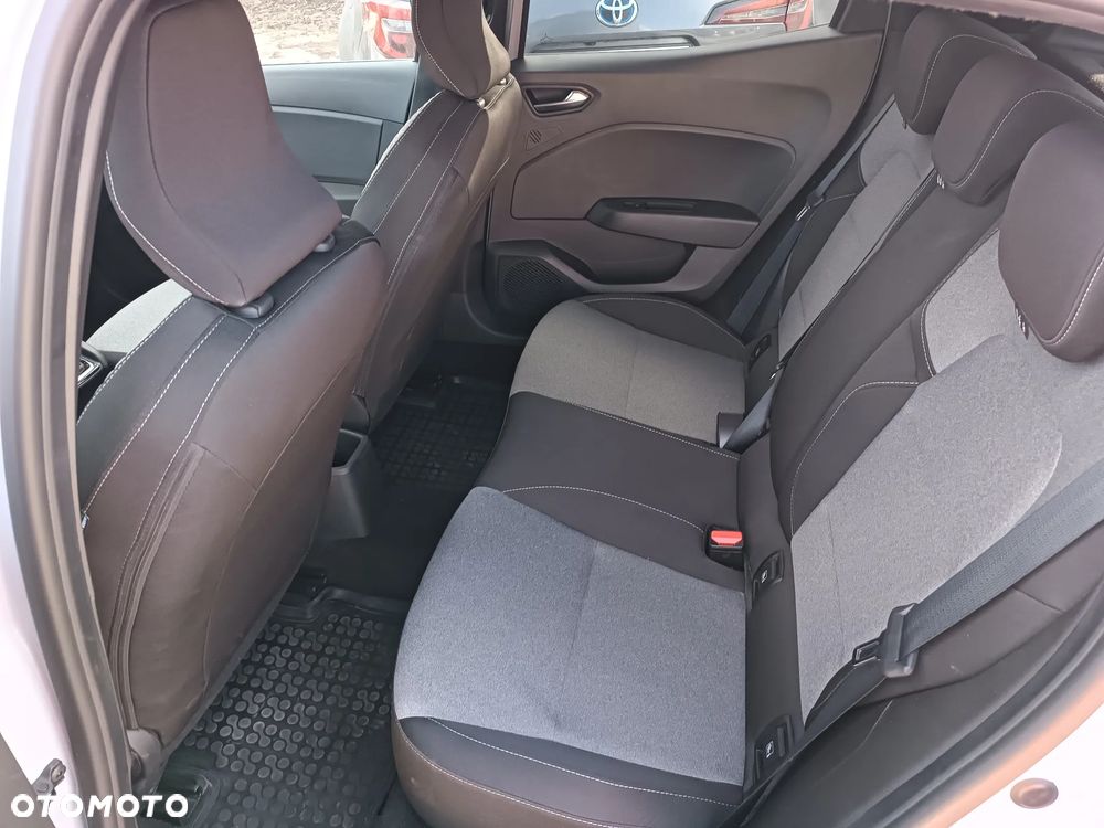 Renault Clio 1.0 TCe Evolution - 14