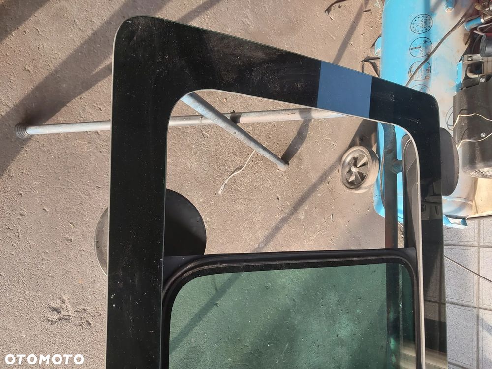 Szyba lewa rozsuwana fotochrom vw t5 t6 - 3