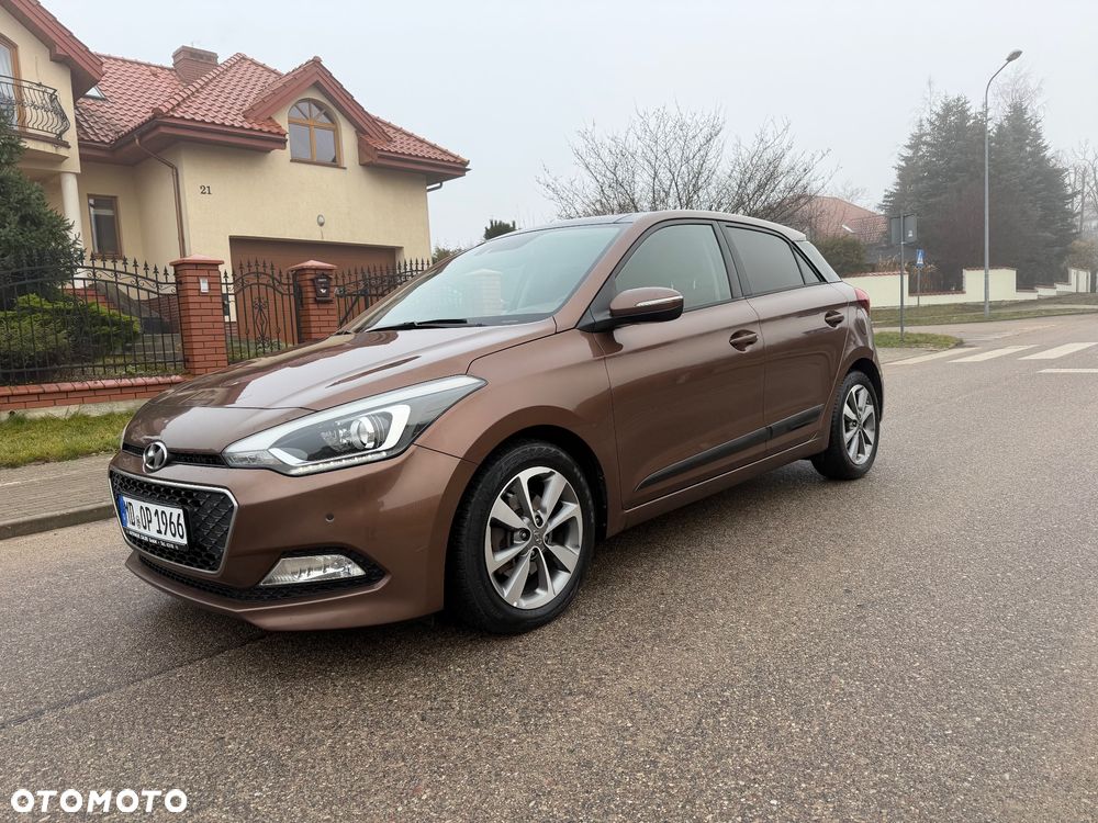 Hyundai i20 1.1 CRDi Intro Edition - 9