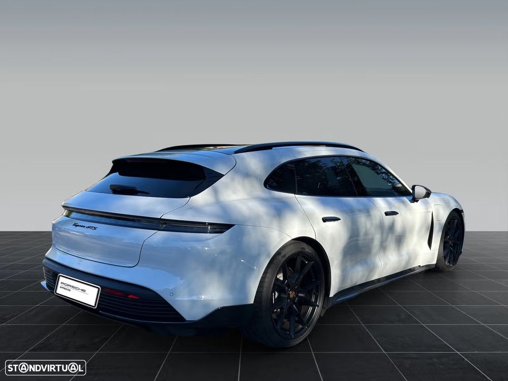 Porsche Taycan Sport Turismo GTS - 6
