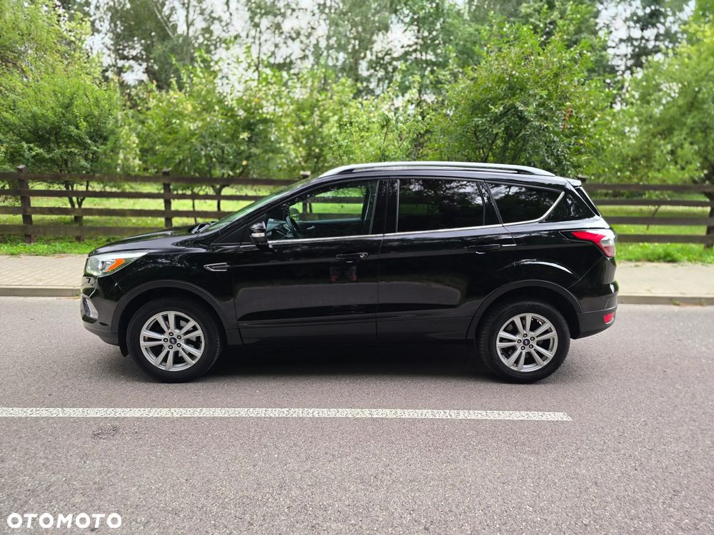Ford Kuga 1.5 EcoBoost 2x4 Titanium - 19
