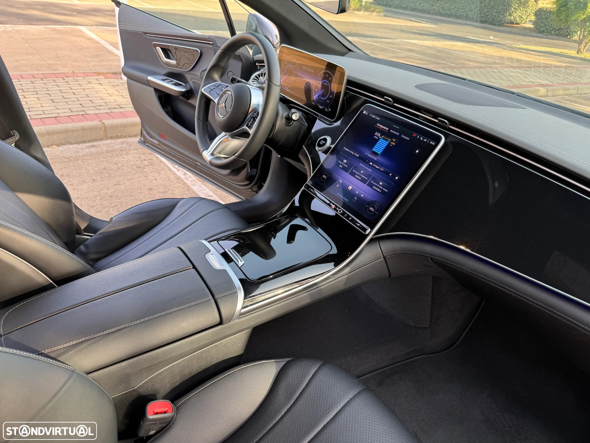 Mercedes-Benz EQE 300 Edition Electric Art - 17