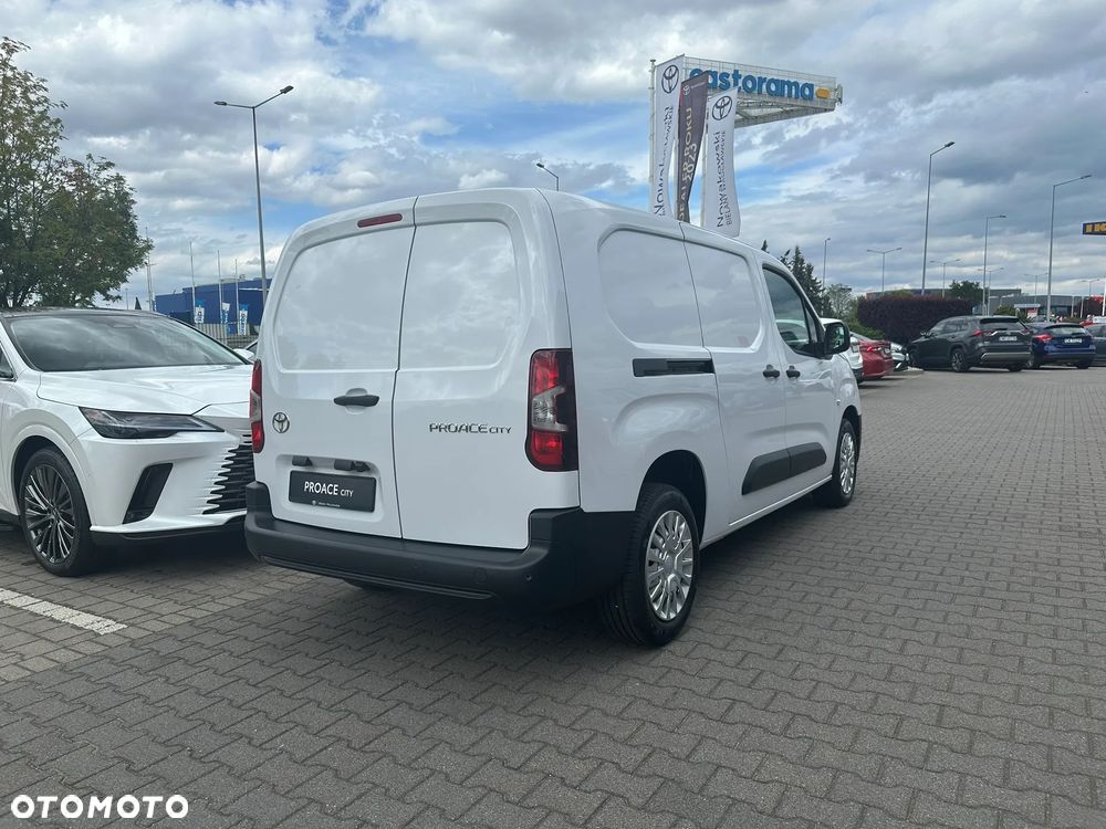 Toyota Proace City - 6