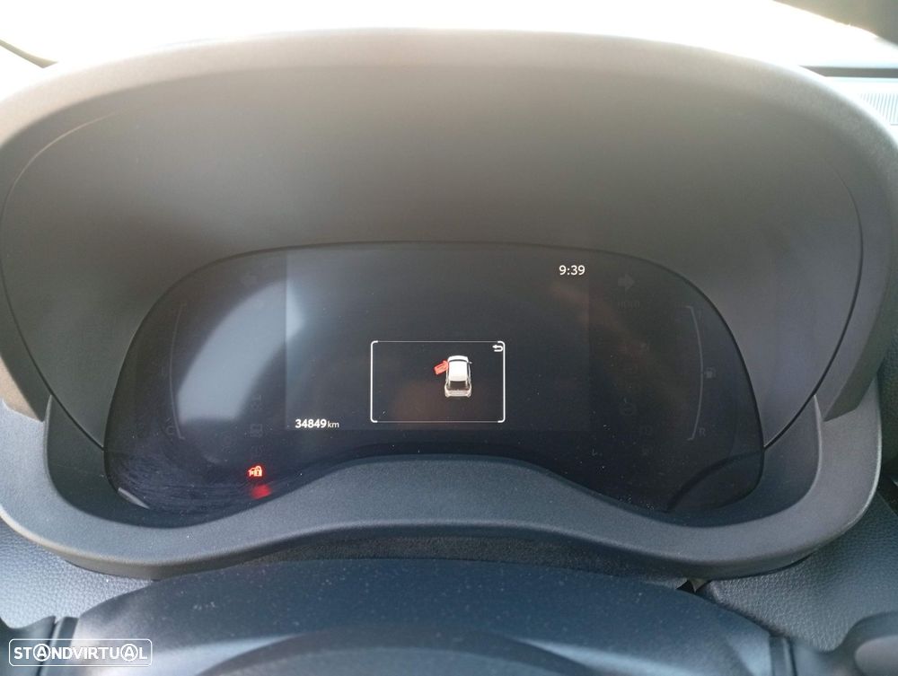 Toyota Yaris Cross 1.5 HDF Comfort Plus - 12