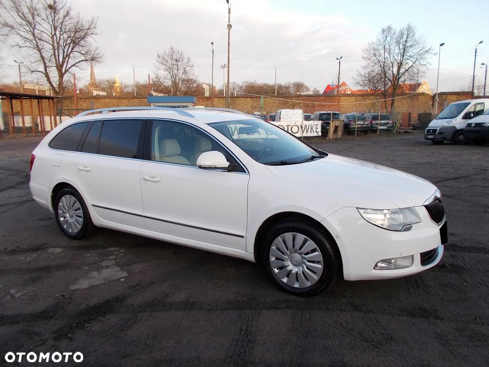 Skoda Superb 2.0 TDI Business DSG - 2