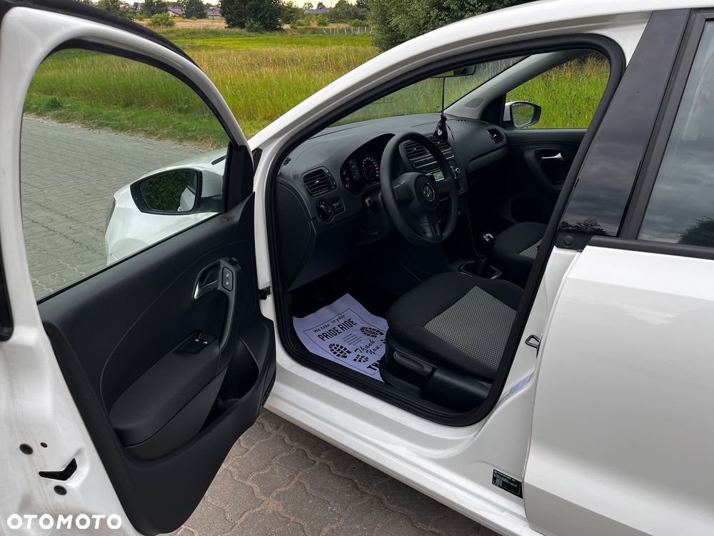 Volkswagen Polo 1.2 12V Comfortline - 21