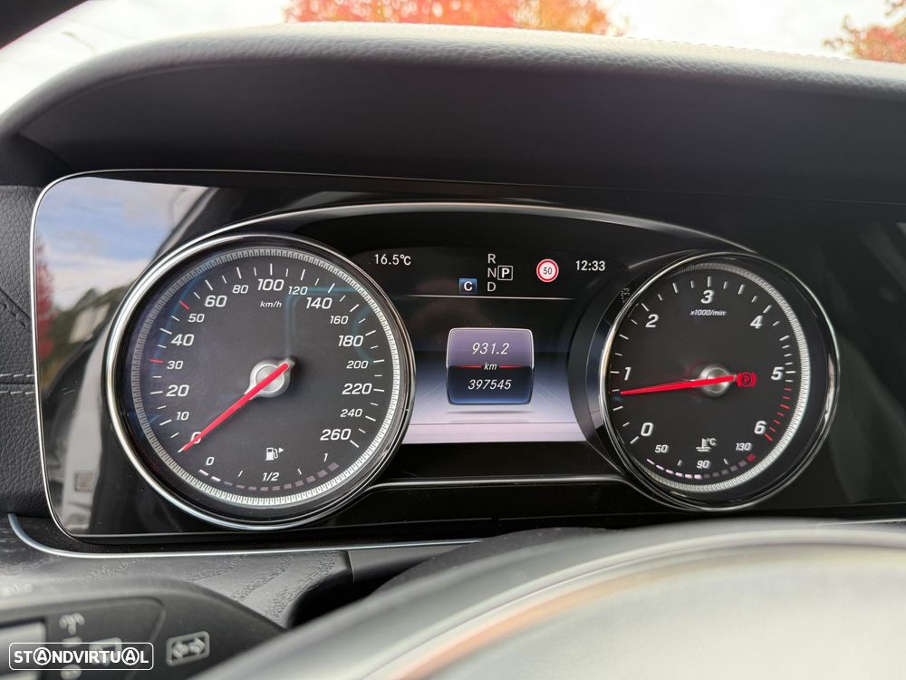 Mercedes-Benz E 220 d AMG Line - 15